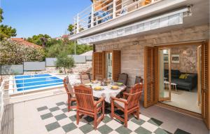 4 Bedroom Beautiful Home In Supetar