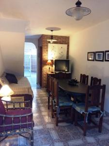 Triplex cerca del mar