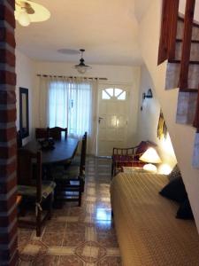 Triplex cerca del mar