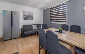 3 Bedroom Stunning Home In Otocac 