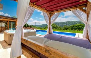 Nice Home In Bribir With Jacuzzi 