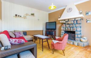 Lovely Home In Bribir