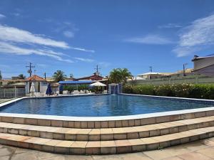 Apto Térreo Mobiliado com Piscina - 400m da Praia de Taperapuan, Próximo ao Axé Moi- Golden Dolphin Residence