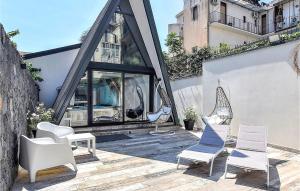 Cozy Home In Catania With Kitchen