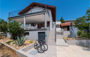 Lovely Apartment In Maslenica