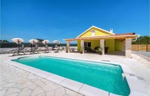 Nice Home In Zemunik Donji With Wifi - ZAD