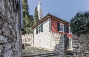 Stunning Home In Rovinj With Wifi