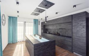 Awesome Home In Jarebinjak 