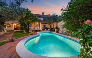 Beautiful Home In Krnica With Sauna - 5hvězdičkové hotely ve městě Krnica