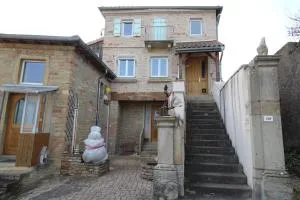 Agréable maison de village au calme - Prissé