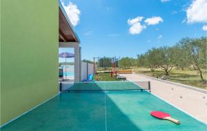 Lovely Home In Benkovac 
