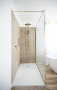 NUXIA Suites&SPA LAbohème Chic