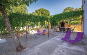 Stunning Home In Povile With Wifi 
