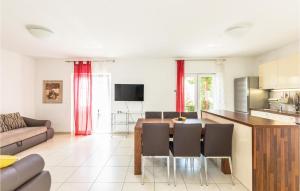 Holiday Home Makarska 26