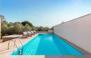 Nice Home In Valtura With Heated Swimming Pool 