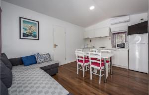 Gorgeous Home In Rovinj