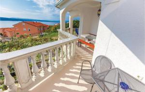 1 Bedroom Cozy Apartment In Crikvenica