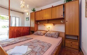 Stunning Apartment In Crikvenica With Kitchen 