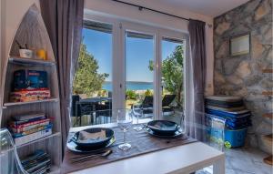 Amazing Apartment In Dobropoljana