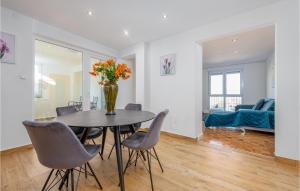 Awesome Apartment In Zadar With Wifi