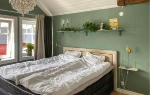 4 Bedroom Stunning Home In Svängsta