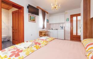 Cozy Apartment In Crikvenica