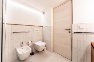 Nel Blu Dipinto Di Blu