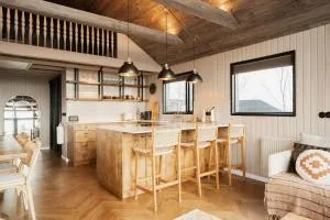 Relaxing cabin with a hot tub and sauna in south coast of Iceland - Kerhraun
