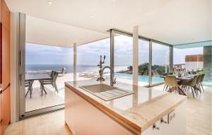 Stunning Home In Granada