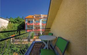 Cozy Apartment In Crikvenica With Wifi
