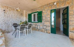 Amazing Apartment In Sibenik With Sauna