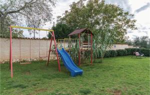 Amazing Home In Krnica With Wifi