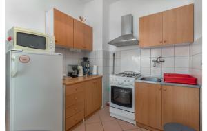 Nice Apartment In Novi Vinodolski