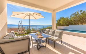 5 Bedroom Amazing Home In Jesenice