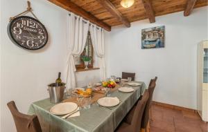 Beautiful Home In Dolinci With Sauna 