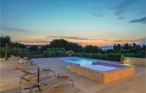 Amazing Home In Supetar