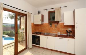 Nice Home In Ripenda Verbanci With Kitchen 