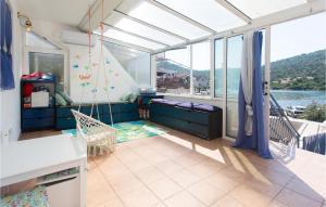 Nice Home In Rogoznica With Wifi