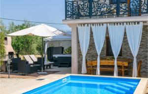 Awesome Home In Marcana