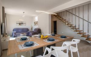 Awesome Home In Medulin 