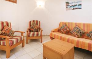 Stunning Home In Calonge With Wifi