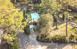 Maisons de vacances 4 Bedroom Amazing Home In Mondragon : photos des chambres