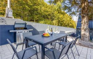 Awesome Home In Stari Laz With Kitchen