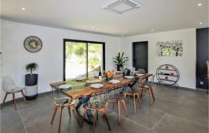 Awesome Home In Alissas