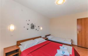 Beautiful Apartment In Biograd With Wifi 