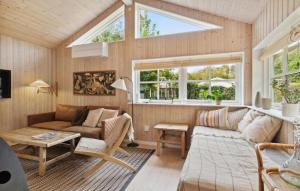 3 Bedroom Nice Home In Kalundborg