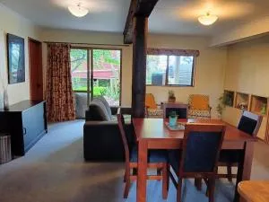 Tahunanui holiday apartment - Stoke