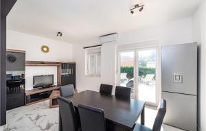 Gorgeous Home In Bibinje With Wifi