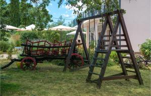 Awesome Home In Marcana