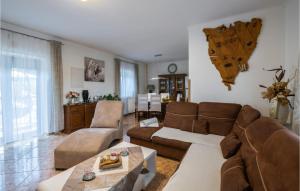 Awesome Home In Marcana